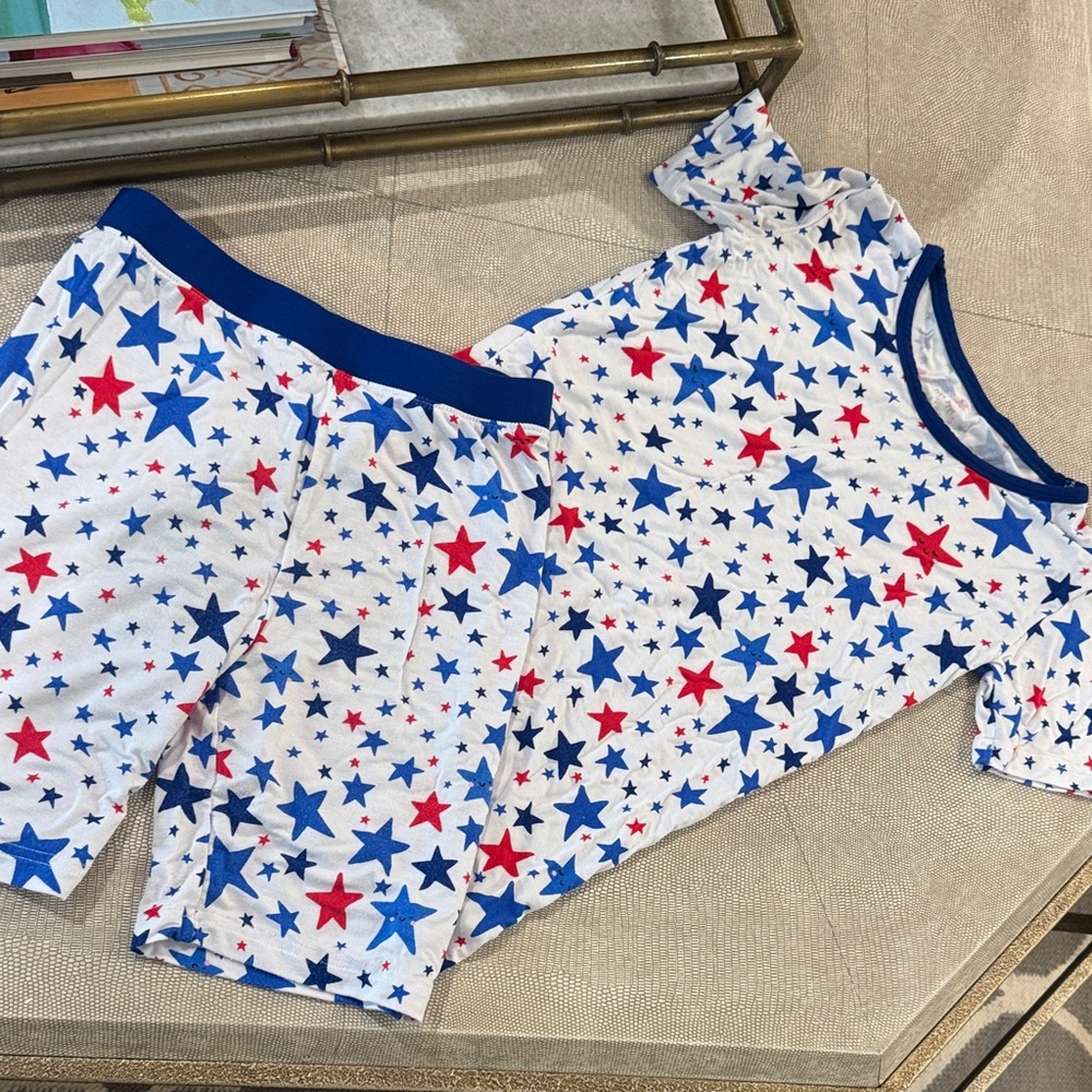 Little Sleepies pajama set - unisex - size 9/10 little kid
Like NEW